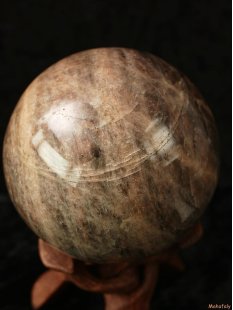 K65 Mikroklin braun Kugel Madagaskar 1220 g D 90 mm