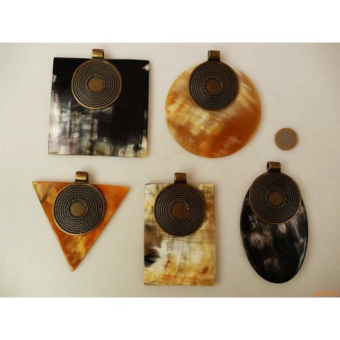 Horn Anh&auml;nger Raissa 10 cm in 5 Formen poliert = Code H