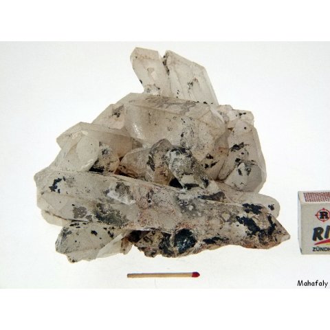 KS115 Bitumenquarz Bergkristall Stinkquarz 2165 g