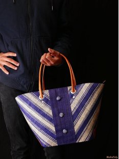 Raffia Bast Raphia Tasche Dreiknopf 46  cm Farbe schwarz/rot = Code blau