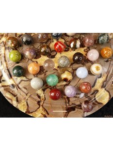 Solitairespiel aus Madagaskar Solit&auml;r mit Edelsteinkugeln 30 mm auf edlem Septarien Brett