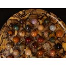 Solitairespiel aus Madagaskar Solit&auml;r mit Edelsteinkugeln 35 mm auf edlem Septarien Brett