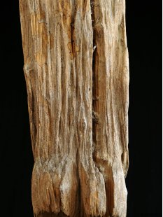 AL09 original AloAlo Fragment einer Grabstele der Sakalava antik nackte Frau 80 cm ca. 1900