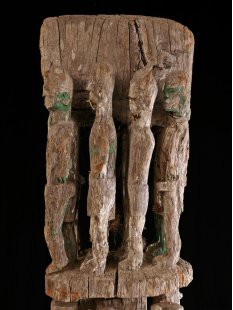 AL218  original und sehr selten AloAlo Grabstele...