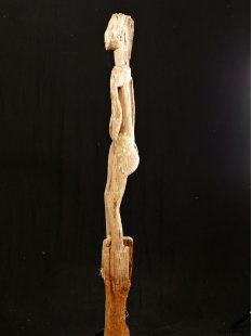 AL112 original AloAlo Grabpfosten Sakalava Frau mit Insektenkopf 155 cm 1940