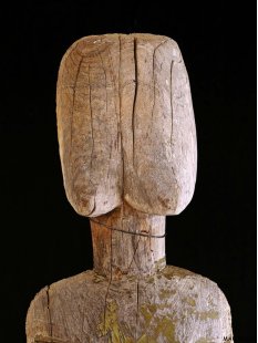 AL220 original AloAlo Grabpfosten Sakalava Dame 173 cm 1940