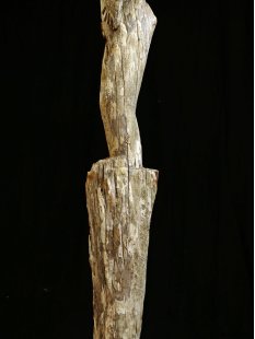 AL225 original AloAlo Grabstele der Sakalava antik nackte Frau und Reiter 215 cm ca. 1960