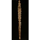 AL225 original AloAlo Grabstele der Sakalava antik nackte Frau und Reiter 215 cm ca. 1960