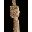 AL225 original AloAlo Grabstele der Sakalava antik nackte Frau und Reiter 215 cm ca. 1960