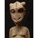 MF013 Vazimba Skulptur schwangere Krokodilfrau 45 cm