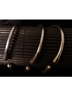 Armreifen aus Altgeld geschmiedet, Schlange traditioneller Schmuck der Mahafaly, verstellbar