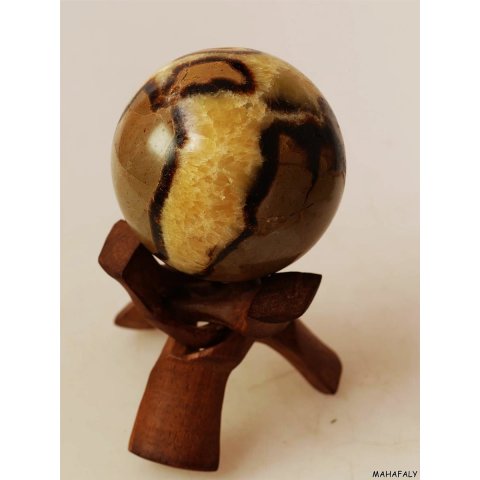 K87 Septarien Kugel Madagaskar 700 g D 80 mm Rarit&auml;t