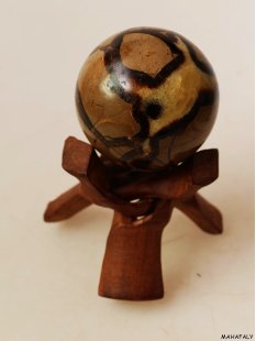 K90 Septarien Kugel Madagaskar 500 g D 70 mm Rarit&auml;t