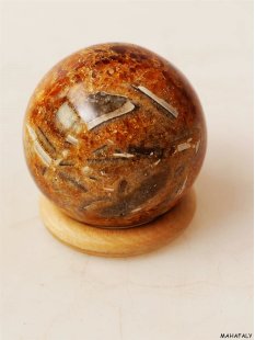 K85 Steinholz fossiles Holz silifiziert Kugel Madagaskar...