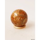 K116  fossiles und versteinertes Holz silifiziert Kugel Madagaskar  560 g D 70 mm