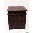 Truhe der Hova Madagaskar quadratisch 30 x 30 x 30 cm