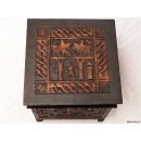 Truhe der Hova Madagaskar quadratisch 30 x 30 x 30 cm