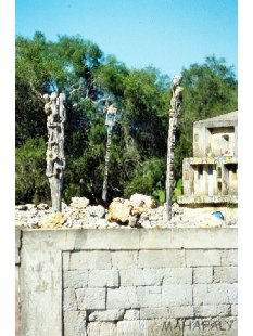 MF03 AloAlo Kopfskulptur von Grabstele der Mahafaly Gendarm 55 cm 1975