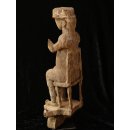 MF030 AloAlo Kopfskulptur von Grabstele der Mahafaly Beamter auf Stuhl 50 cm ca. 1975