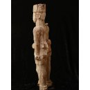 MF031 AloAlo Kopfskulptur von Grabstele der Mahafaly Gendarm in voller Ausr&uuml;stung 62 cm ca. 1975