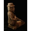 MF041 AloAlo Kopfskulptur der Mahafaly hockender Mann 30 cm 1950