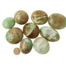 1 kg Handst&uuml;cken Handschmeichler Trommelstein Madagaskar Garnierit Palmstein poliert