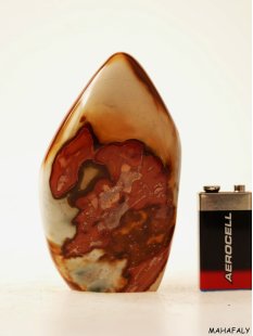 JaS17 Skulptur Freeform polychromer Madagaskar Jaspis 11...