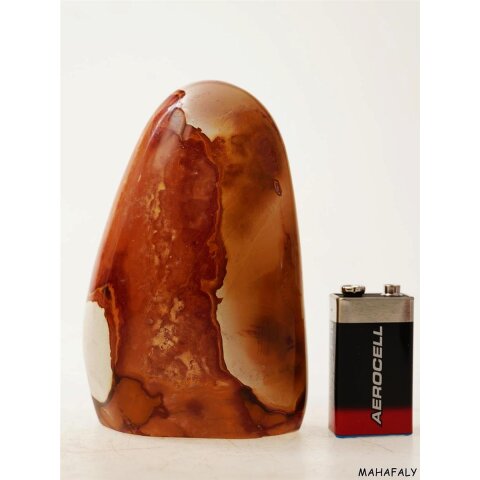 JaS23 Skulptur Freeform polychromer Madagaskar Jaspis 11,5  cm 500 g