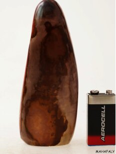 JaS24 Skulptur Freeform polychromer Madagaskar Jaspis 13,5  cm 390 g