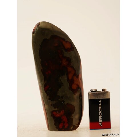 JaS34 Skulptur Freeform polychromer Madagaskar Jaspis 13,5  cm 300 g