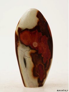 JaS35 Skulptur Freeform polychromer Madagaskar Jaspis 12  cm 350 g