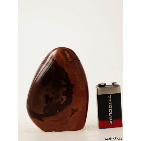 JaS36 Skulptur Freeform polychromer Madagaskar Jaspis 9 cm 330 g