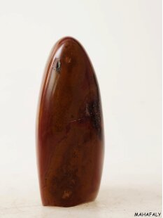 JaS36 Skulptur Freeform polychromer Madagaskar Jaspis 9 cm 330 g