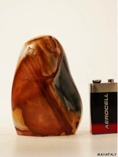 JaS39 Skulptur Freeform polychromer Madagaskar Jaspis 9...