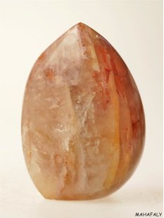 BKSH19 Bergkristall H&auml;matit Madagaskar Freeform Skulptur 12,5 cm 1060 g