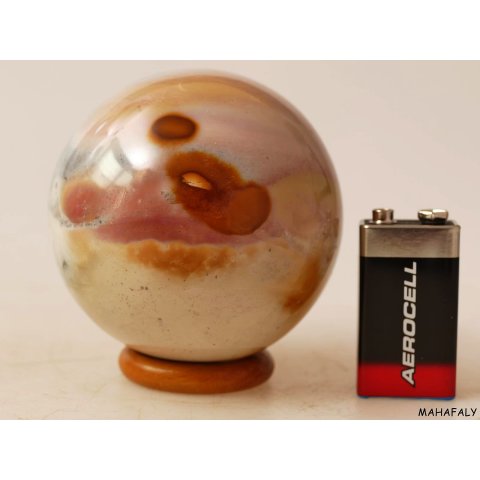 KJ37 Jaspis polychrom Kugel Madagaskar 650 g D 7,5 cm