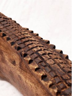 MF99 Skulptur heiliges Krokodil 1975  = 120 cm