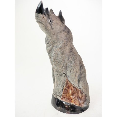 Hornfigur Nashorn grau graviert 20 cm =  Code I