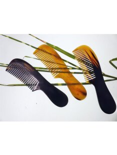 1 x Hornkamm Griffkamm Evelyn 19 x 5 cm 23 Z&auml;hne mittelfein = Code D