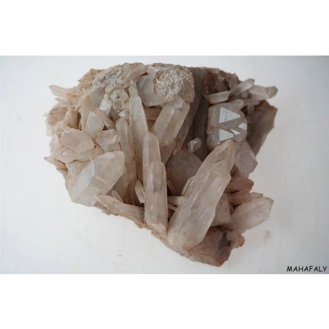 KS128 Kristall Stufe Madagaskar Formation H&auml;matit Quarz 1030 g 16 x 13 x 7 cm