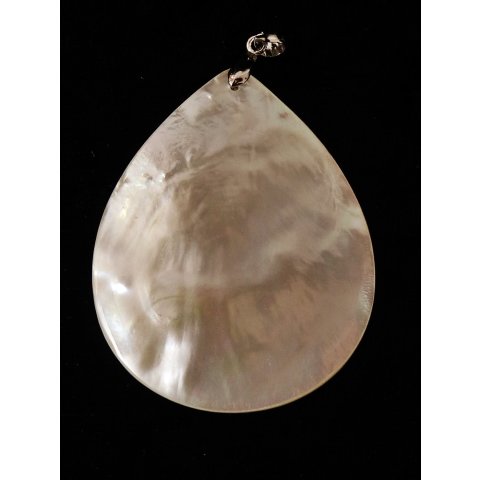Perlmutt Anh&auml;nger echt wei&szlig;e Irismuschel tropfenf&ouml;rmig beidseitig 5 x 3 cm = Code D
