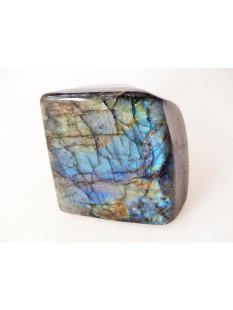 LA23 Labradorit Madagaskar polychrom Freeform poliert 1020 g 12 x 9 cm