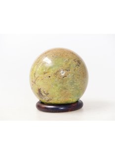 K182 Opal Kugel Madagaskar 354 g D 65 mm