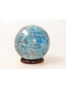 K198 Apatit Kugel Madagaskar 887 g D 78 mm