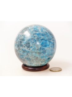 K198 Apatit Kugel Madagaskar 887 g D 78 mm