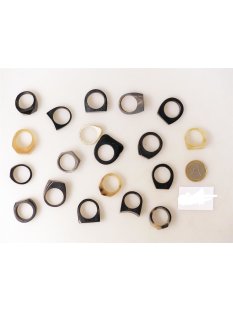 1 x Fingerringe stark reduziert echt Horn Farb- und Designmix kleine Formen