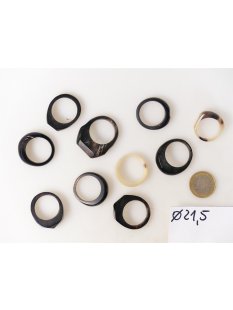 1 x Fingerringe stark reduziert echt Horn Farb- und Designmix kleine Formen 21,5