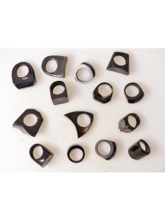 1 x Fingerringe stark reduziert echt Horn Farb- und Designmix gro&szlig;e Formen 18,0