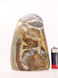 JaS44 Skulptur Freeform polychromer Madagaskar Jaspis...