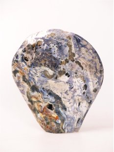 JaS45 Skulptur Freeform polychromer Madagaskar Jaspis 15 cm 865 g